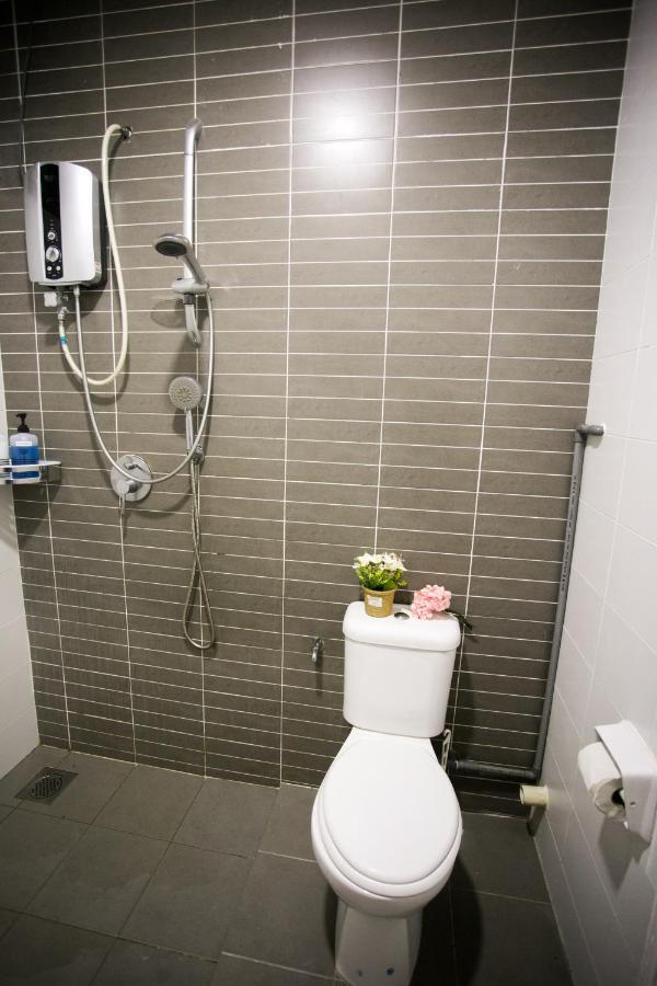 Apartemen Palazio Mount Austin By The One